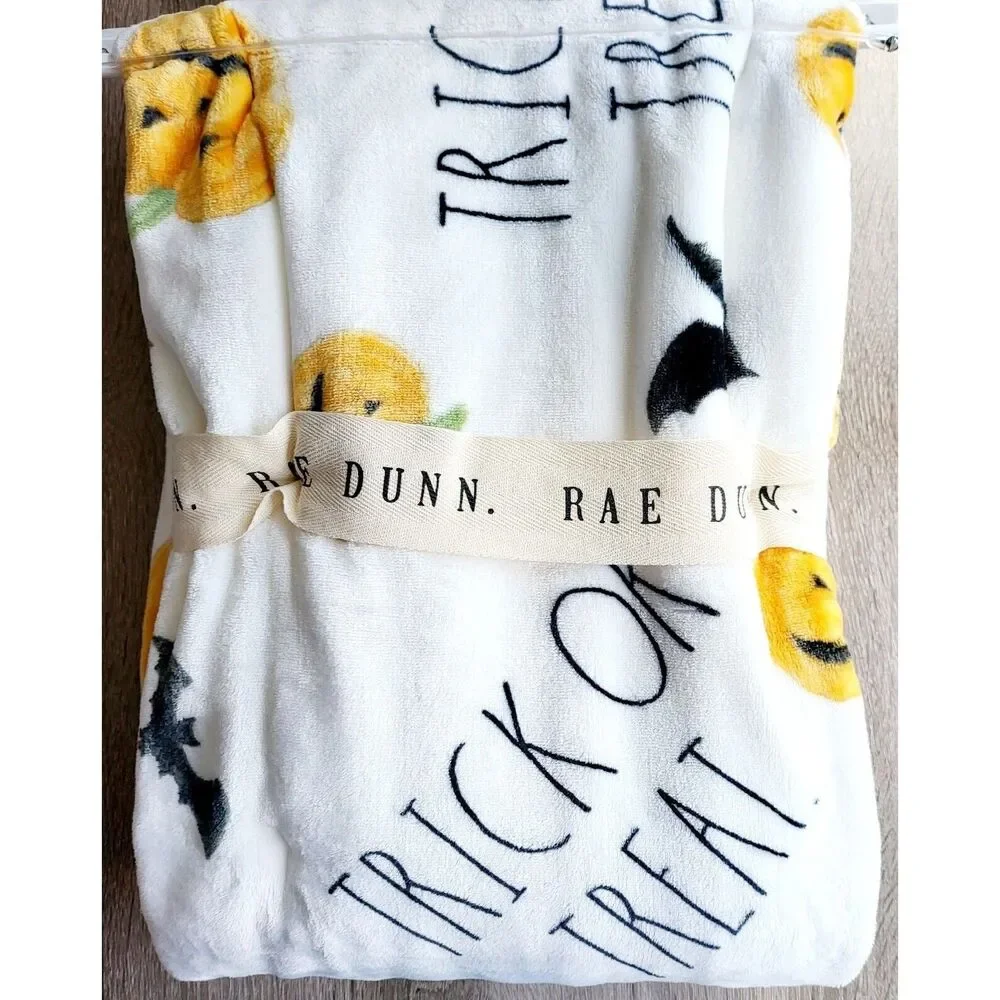 NWT Rae Dunn Trick Or Treat Plush Throw Halloween Bat Pumpkin Blanket 50×70